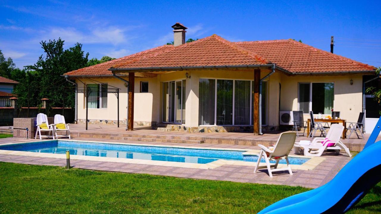 Вила Релакс - Villa Relax Sokolovo Buitenkant foto