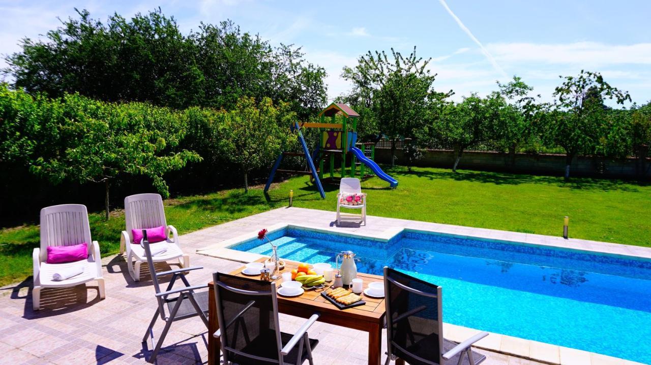 Вила Релакс - Villa Relax Sokolovo Buitenkant foto