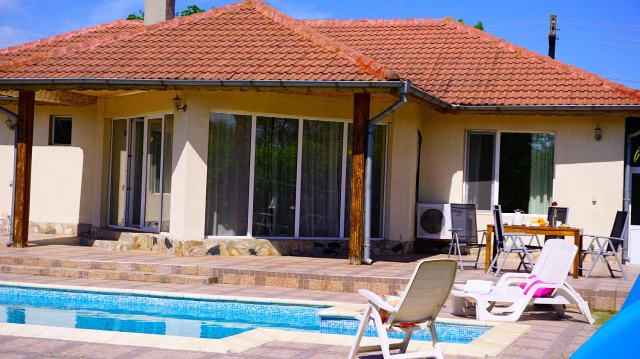 Вила Релакс - Villa Relax Sokolovo Buitenkant foto